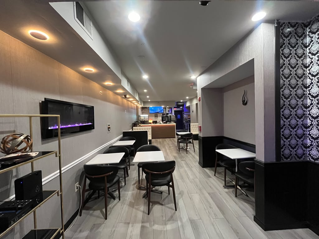MK Lounge interior layout